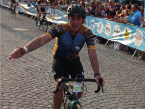Alain gaat 1000km fietsen in 60u voor "Kom op tegen kanker"!